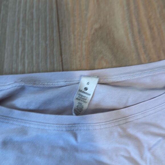 Lululemon pink long sleeve loose t-shirt size 6 - Picture 2 of 5